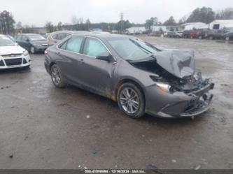 TOYOTA CAMRY SE