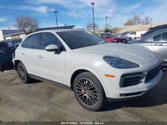 PORSCHE CAYENNE