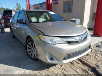 TOYOTA CAMRY XLE