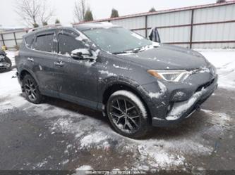 TOYOTA RAV4 HYBRID SE