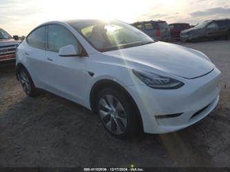 TESLA MODEL Y LONG RANGE DUAL MOTOR ALL-WHEEL DRIVE