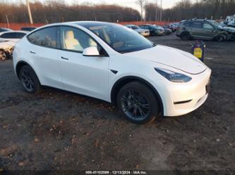 TESLA MODEL Y LONG RANGE DUAL MOTOR ALL-WHEEL DRIVE