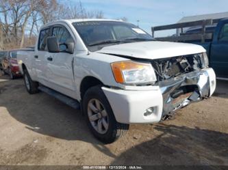 NISSAN TITAN SV