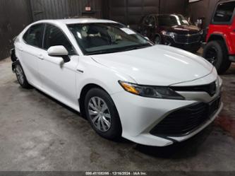 TOYOTA CAMRY HYBRID LE