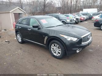 INFINITI QX70