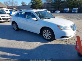 CHRYSLER 200 TOURING