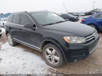 VOLKSWAGEN TOUAREG TDI LUX