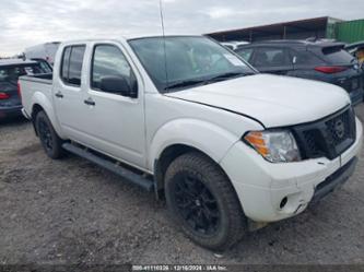 NISSAN FRONTIER SV 4X4