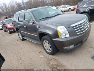 CADILLAC ESCALADE STANDARD