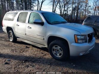 CHEVROLET SUBURBAN LT