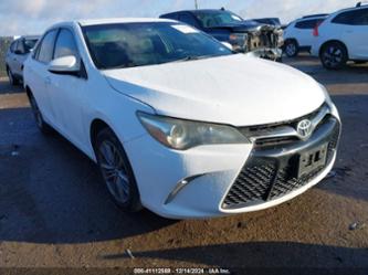 TOYOTA CAMRY SE