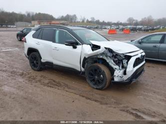 TOYOTA RAV4 HYBRID XSE