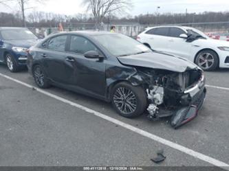 KIA FORTE GT-LINE