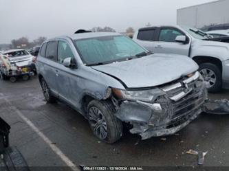 MITSUBISHI OUTLANDER SE