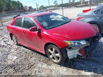 TOYOTA CAMRY SE