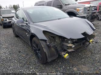 TESLA MODEL 3 LONG RANGE/PERFORMANCE