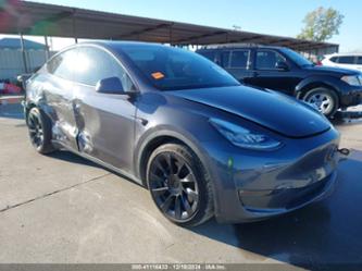 TESLA MODEL Y LONG RANGE DUAL MOTOR ALL-WHEEL DRIVE