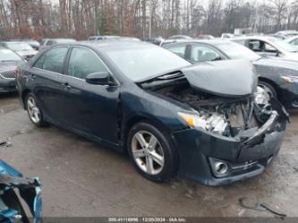 TOYOTA CAMRY SE