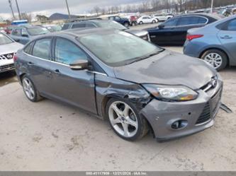 FORD FOCUS TITANIUM