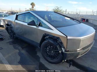 TESLA CYBERTRUCK ALL-WHEEL DRIVE