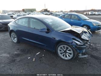 TESLA MODEL 3 REAR-WHEEL DRIVE