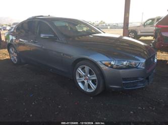 JAGUAR XE 25T PREMIUM