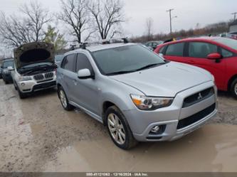 MITSUBISHI OUTLANDER SPORT SE