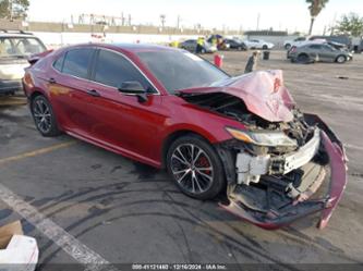 TOYOTA CAMRY SE