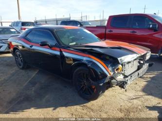 DODGE CHALLENGER SXT AWD