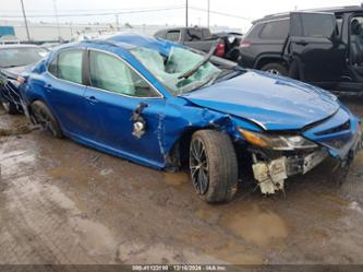 TOYOTA CAMRY SE