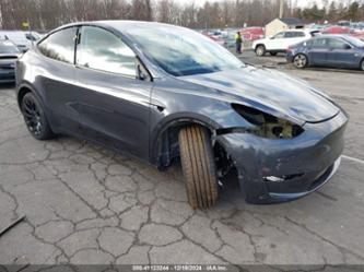 TESLA MODEL Y LONG RANGE DUAL MOTOR ALL-WHEEL DRIVE