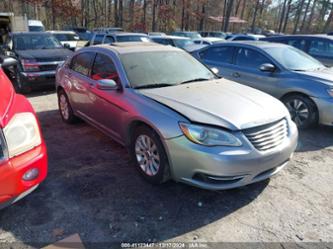 CHRYSLER 200 TOURING