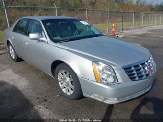 CADILLAC DTS STANDARD