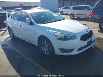 KIA CADENZA PREMIUM