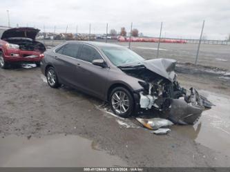 TOYOTA CAMRY SE