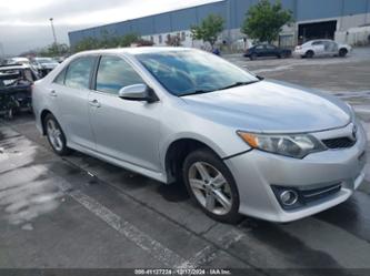 TOYOTA CAMRY SE