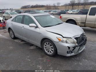 TOYOTA CAMRY XLE