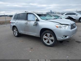 TOYOTA HIGHLANDER LIMITED