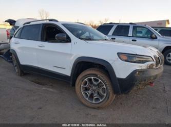 JEEP CHEROKEE TRAILHAWK 4X4