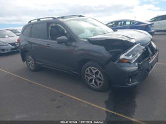 SUBARU FORESTER PREMIUM