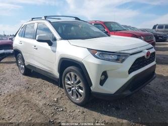 TOYOTA RAV4 XLE PREMIUM