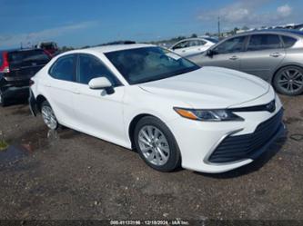 TOYOTA CAMRY LE