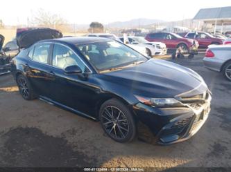 TOYOTA CAMRY SE