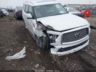 INFINITI QX80 LUXE AWD