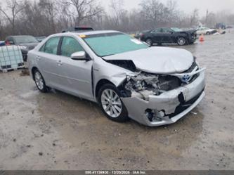 TOYOTA CAMRY HYBRID XLE