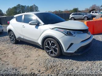 TOYOTA C-HR XLE PREMIUM