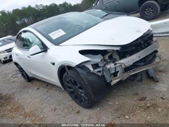 TESLA MODEL Y LONG RANGE DUAL MOTOR ALL-WHEEL DRIVE