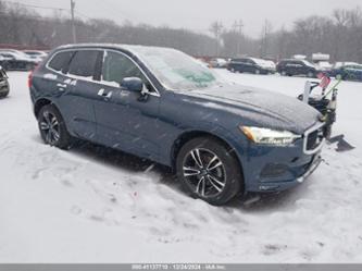 VOLVO XC60 T5 MOMENTUM