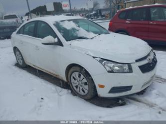 CHEVROLET CRUZE 1LT AUTO