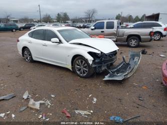 INFINITI Q70 3.7